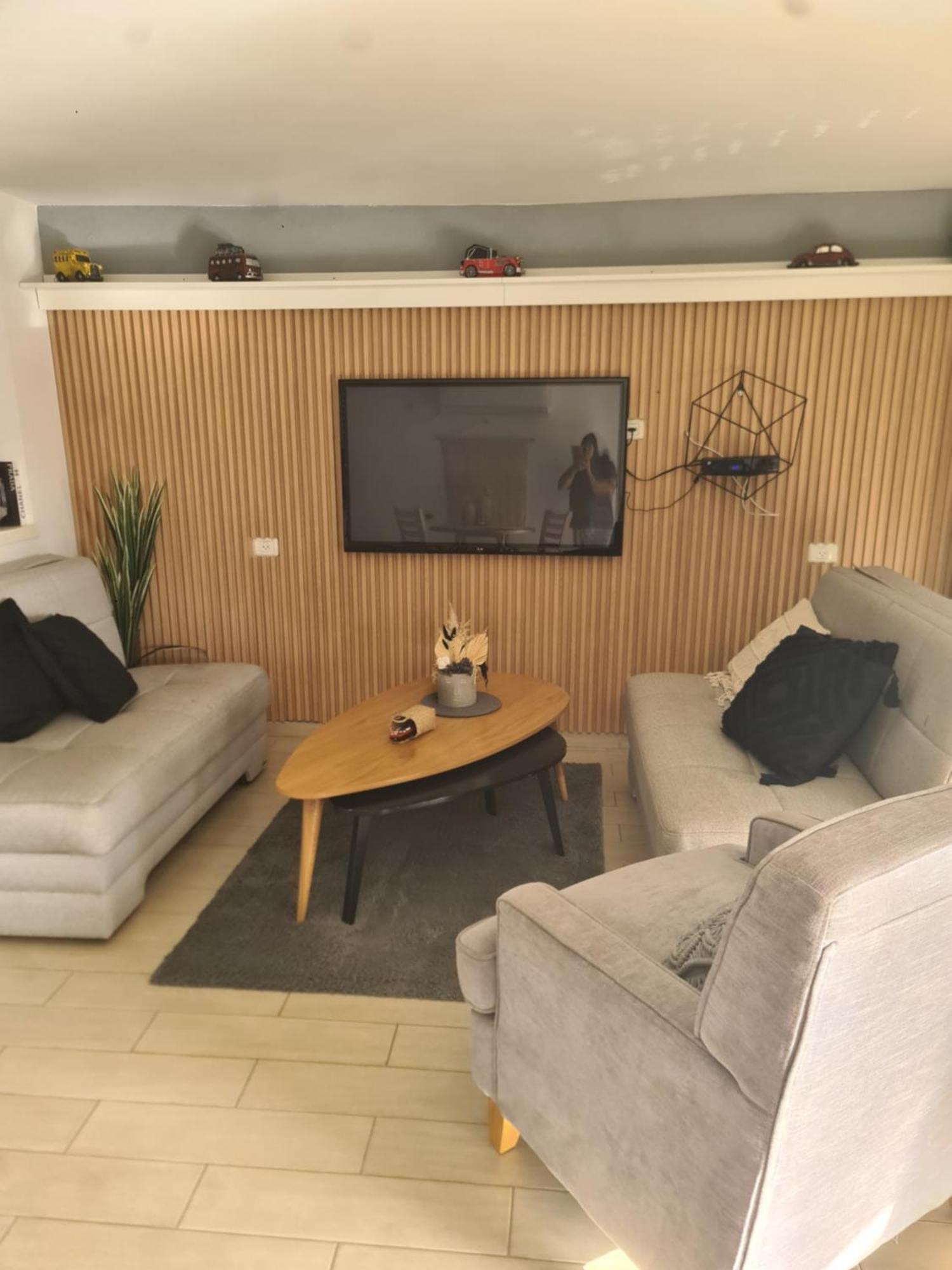 Ferienwohnung Ronit'S Place Kirjat Schmona Zimmer foto
